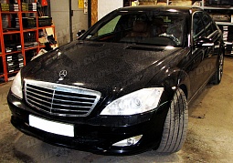Mercedes w221